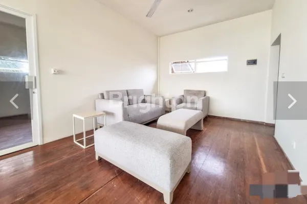 image 4 BEDROOM FAMILY VILLA FOR RENT IN PERERENAN WITH FURNISHED (2)