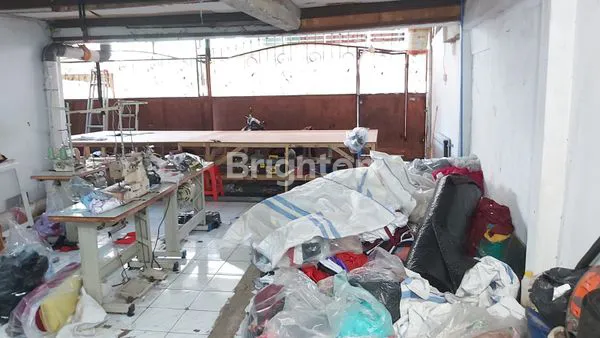 image RUMAH EX KONFEKSI JL DURI PULO JAKARTA BARAT (6)