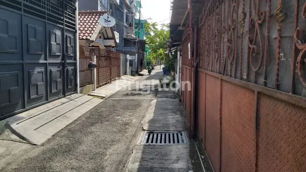 image RUMAH EX KONFEKSI JL DURI PULO JAKARTA BARAT (2)