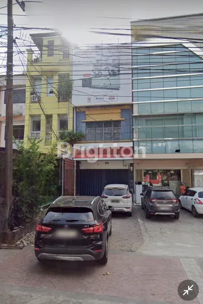 RUKO 3 LANTAI PREMIUM DI PETTARANI, COCOK UNTUK USAHA & KANTOR