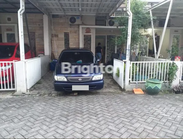 image RUMAH FULL RENOV SIAP HUNI DE NAILA VILLAGE (1)