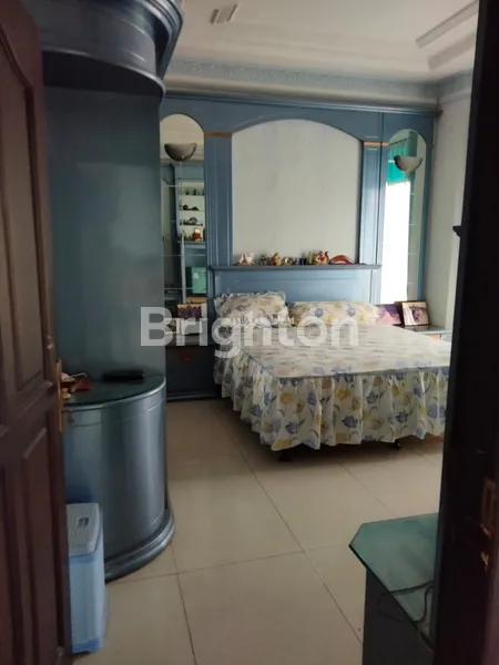 image RUMAH SIAP HUNI STRATEGIS DI DHARMAHUSADA INDAH TIMUR (3)