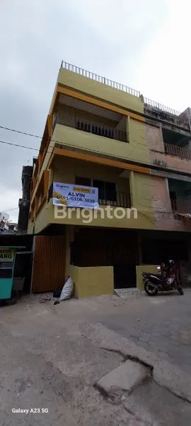 DIJUAL DAN DI SEWAKAN TOWN HOUSE SIAP HUNI