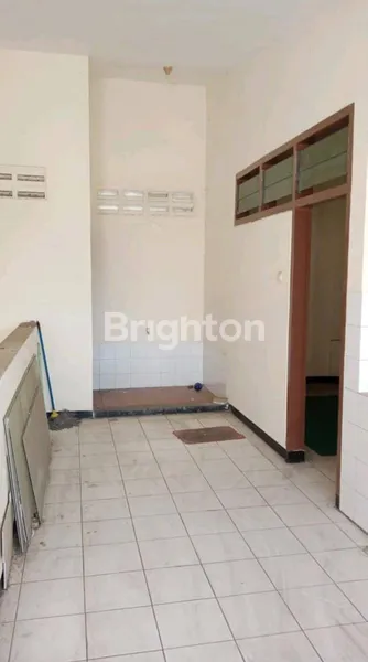 image RUKO 3,5  LANTAI  NOL JALAN RAYA ARJUNO SURABAYA PUSAT LOKASI STRATEGIS DEKAT PASAR TURI , TUNJUNGAN PLAZA ,  (7)