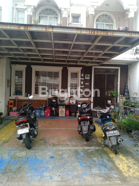 image RUMAH CLUSTER EROPA 2 LANTAI GREEN LAKE CITY (3)