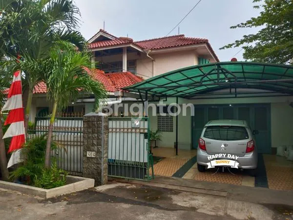 image RUMAH MEWAH 2 LANTAI 680M2 DEKAT UIN CIPUTAT, SIAP HUNI (1)