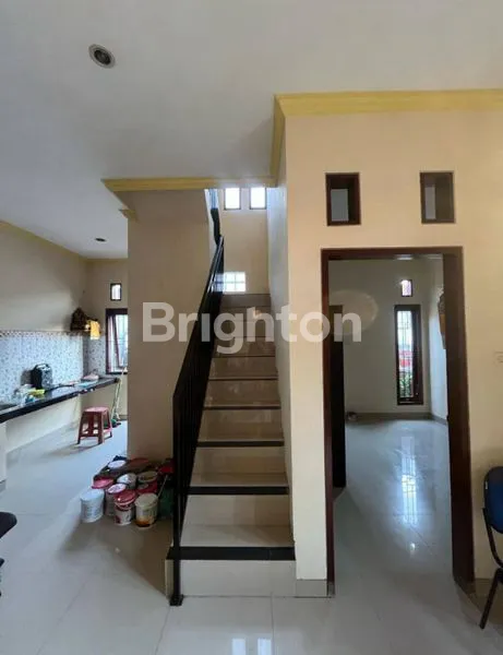 image DIJUAL RUMAH LOKASI SESETAN (5)