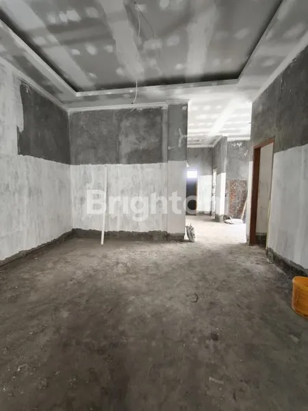 image GEDUNG BARU 3 LANTAI MULTI FUNGSI DIPINGGIR JALAN UTAMA (4)