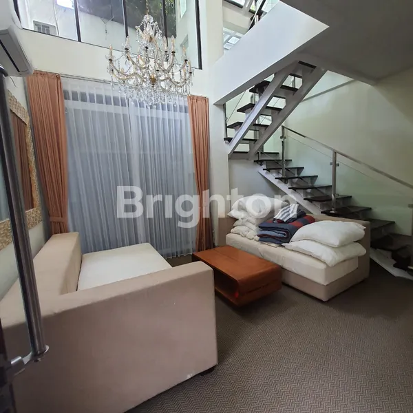 image VILLA EKSKLUSIF 3 LANTAI DI SANUR – HANYA 1 MENIT KE PANTAI MERTASARI (3)