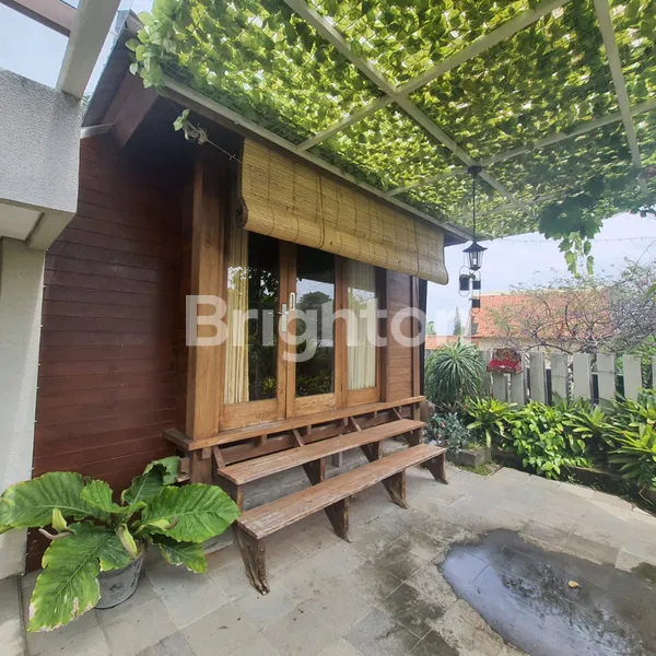 image VILLA EKSKLUSIF 3 LANTAI DI SANUR – HANYA 1 MENIT KE PANTAI MERTASARI (6)