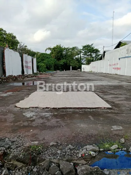 image TANAH LUAS PREMIUM DAN STRATEGIS DI JL COKROAMINOTO  (4)