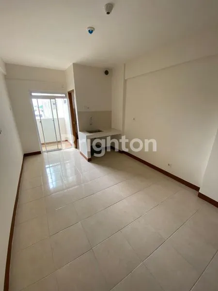 image APARTEMEN STUDIO LOFTVILLES VIEW KOLAM RENANG UNFURNISHED (5)