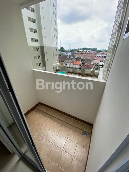 image APARTEMEN STUDIO LOFTVILLES VIEW KOLAM RENANG UNFURNISHED (7)