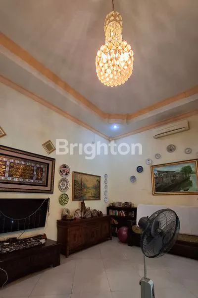 image LAHAN LUAS DENGAN VILA MEWAH (7)