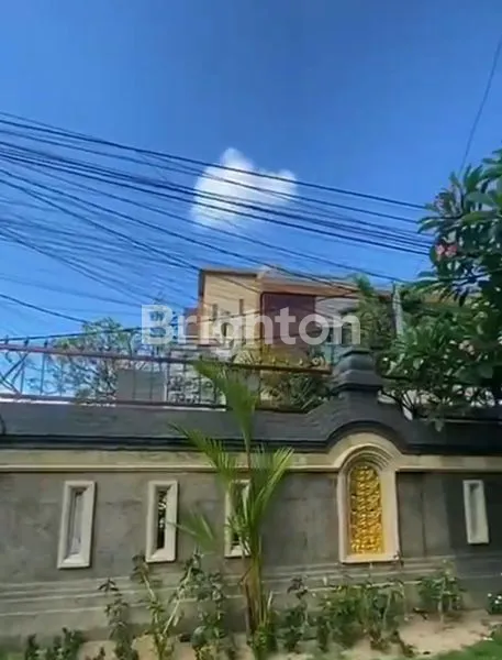 image RUMAH MEWAH AREA RENON JL MUHAMAD YAMIN (3)