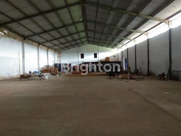 image GUDANG LUAS DAERAH SAMBUTAN SAMARINDA (2)