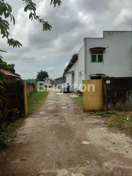 GUDANG LUAS DAERAH SAMBUTAN SAMARINDA