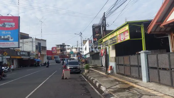 image RUMAH PINGGIR JALAN RAYA COCOK UNTUK USAHA, RESTO, DLL DI TASIK MALAYA (2)