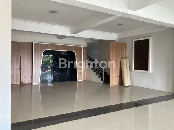 image RUKO MEWAH 2 LANTAI JALAN RAYA SEMARANG-SOLO MOJOSONGO (3)