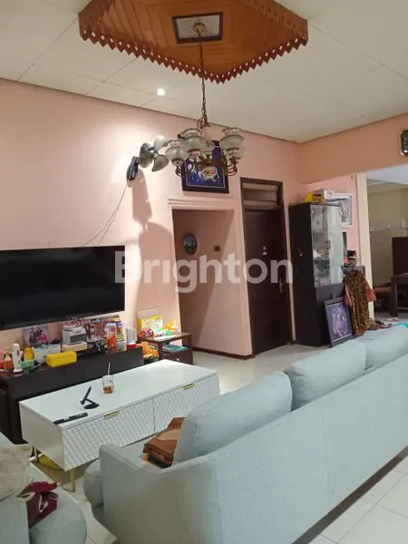 DIJUAL RUMAH LUAS 2 LANTAI DI GOLO INDAH, UMBULHARJO YOGYAKARTA