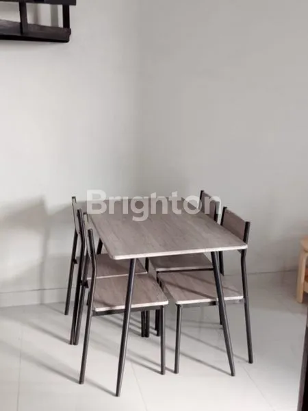 image RUMAH LANTAI 2 HANYA 10 MENIT KE PANTAI KEDUNGU (4)