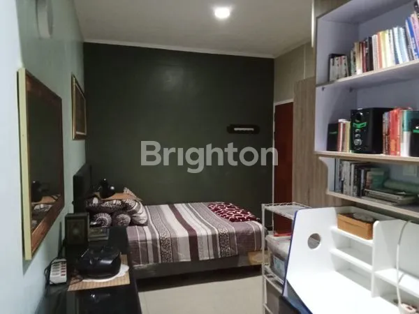 image RUMAH SATU LANTAI DEKAT HERMINA BAGUS SIAP HUNI (2)