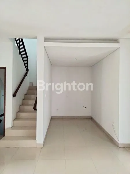 image RUMAH MODERN MINIMALIS 2 LANTAI LOKASI RENON (2)