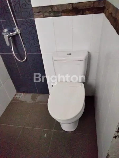 image RUMAH MODERN MINIMALIS 2 LANTAI LOKASI RENON (5)