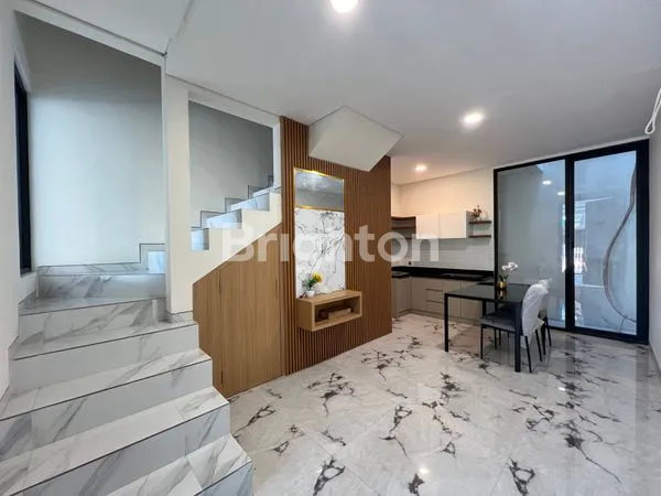 image RUNGKUT MAPAN DEKAT MERR  (1)