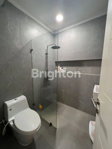 image KESEMPATAN TERBATAS! RUMAH SIAP HUNI DI CLUSTER TESLA, GADING SERPONG – LOKASI STRATEGIS DAN INVESTASI MENJANJIKAN (4)