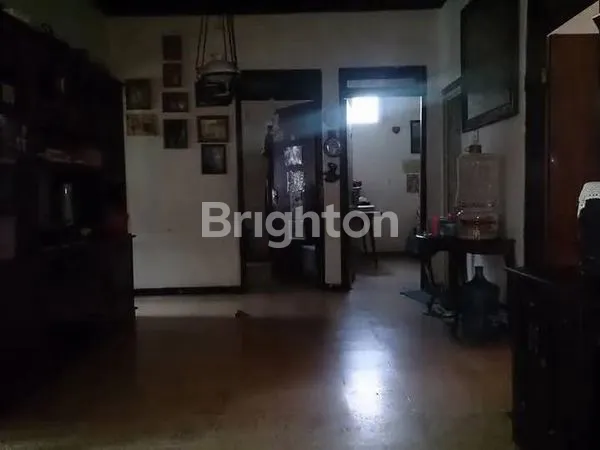 image RUMAH HOEK PREMIUM PUCANG, 235M² DEKAT TRANSMART & FASILITAS OLAHRAGA (4)