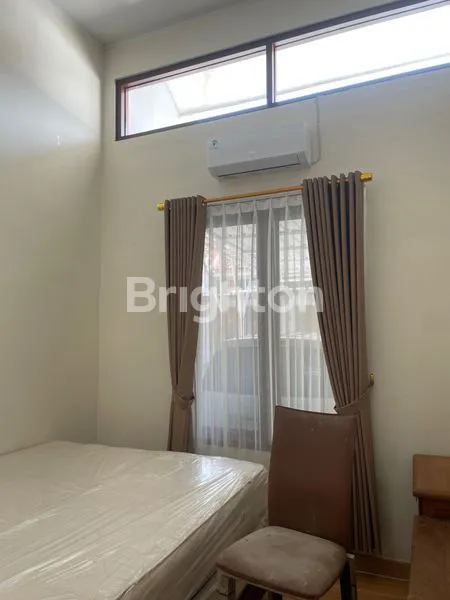 image RUMAH DEALOVA COLOMADU FULL FURNISH TINGGAL BAWA KOPER (5)