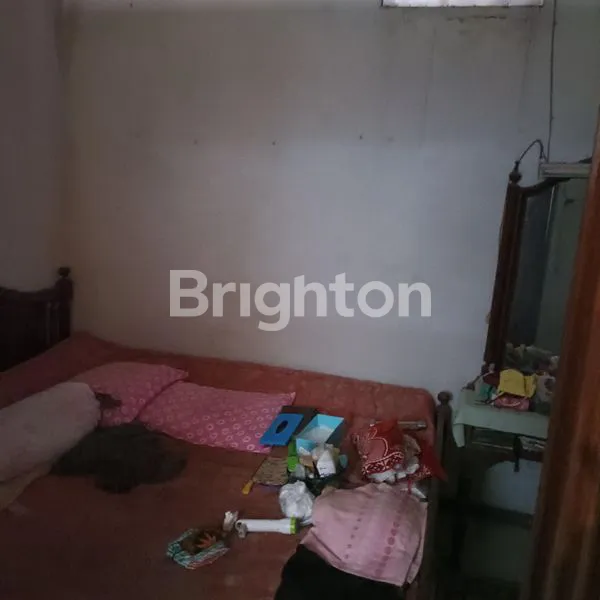 image RUMAH LAMA DI SERENGAN (4)