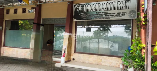 image DIJUAL RUKO & KOS  STRATEGIS DI PUSAT GRESIK (3)