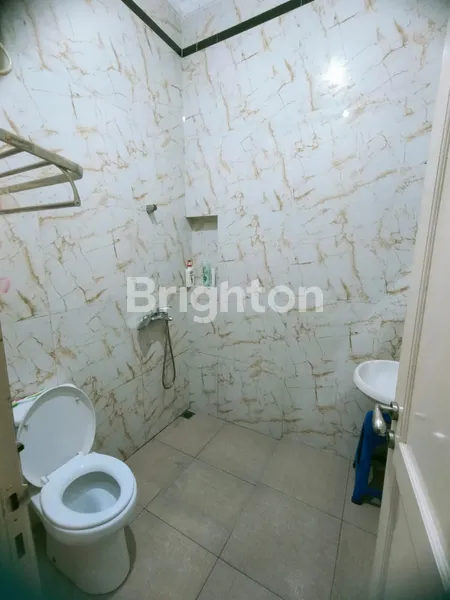 image BISA TUKAR TAMBAH ! RUMAH NYAMAN DI PERUMAHAN ELITE PERMATA JINGGA, KOTA MALANG (7)