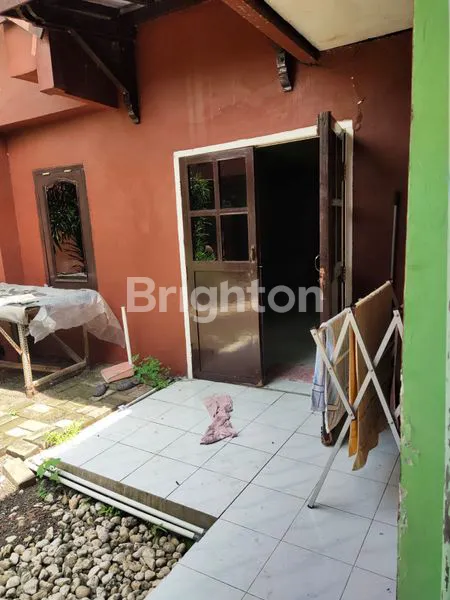 image  RUMAH SBY TIMUR (3)