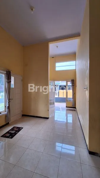 image RUMAH HOOK DI TASIKMADU (3)