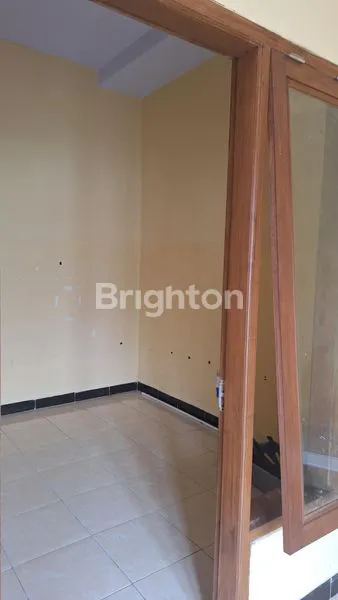 image RUMAH HOOK DI TASIKMADU (5)