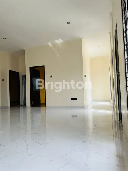 image HOME FOR SALE, KETINTANG, SURABAYA (5)