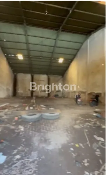 image GUDANG STRATEGIS DI RAYA MARGOMULYO (6)