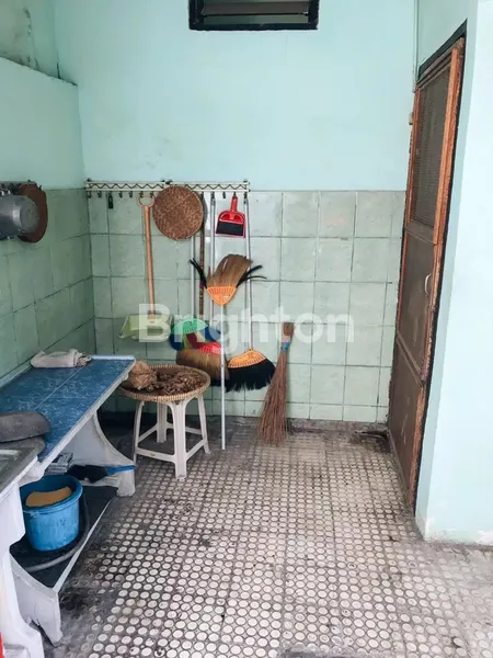 image RUMAH TENGGILIS TERAWAT SIAP HUNI LOKASI STRATEGIS DEKAT UBAYA (8)