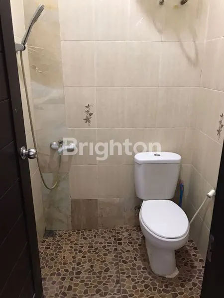 image RUMAH TINGGAL DI KAWASAN PERUMAHAN ELIT  (7)