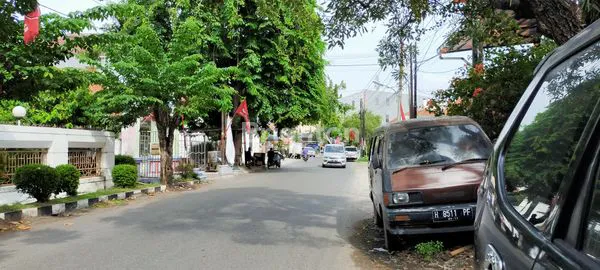 image RUMAH DI TENGAH KOTA SEMARANG (2)