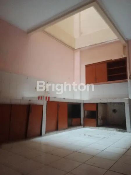 image RUANG USAHA PREMIUM 4 LANTAI DI KEBON JATI BANDUNG (6)