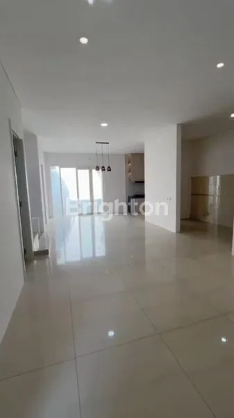 image HARGA TURUN 300JT!! SIAP HUNI RUMAH MINIMALIS 2 LANTAI CLUSTER DU LOUVRE (6)