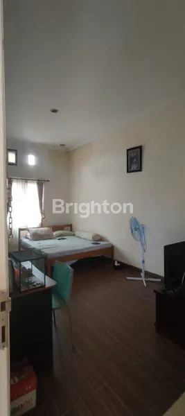 image RUMAH DIJUAL LOKASI PREMIUM DALAM KOMPLEK (7)