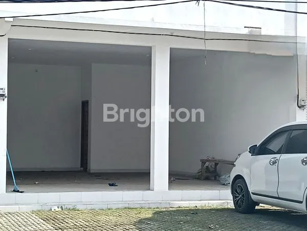 image TOKO DI BY PASS TANAH LOT MUNGGU TOKO 1 LANTAI LUAS 54 M² (3)