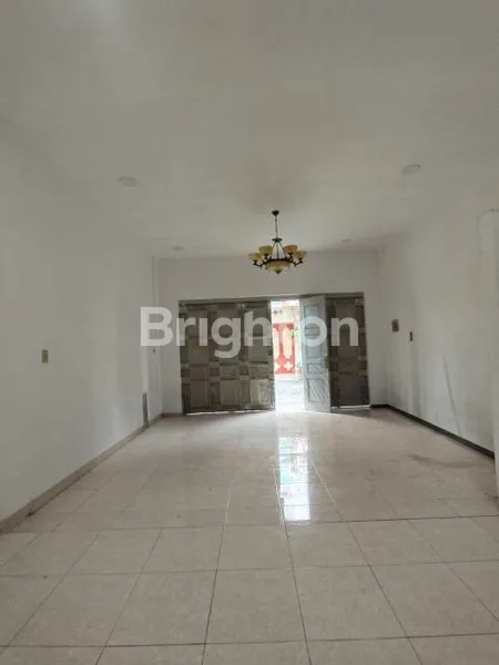 image RUMAH KOMPLEK SEPAKAT LESTARI (4)