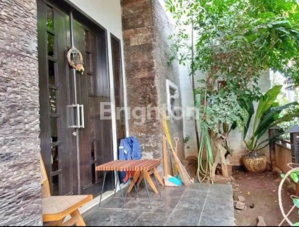 image DI JUAL RUMAH MEWAH DI PERUMAHAN PASADENA SEMARANG (2)