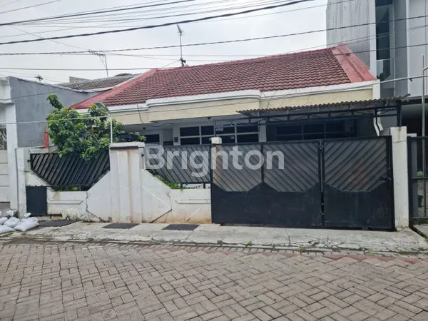 image RUMAH SUTOREJO DEKAT KAMPUS C UNAIR (1)